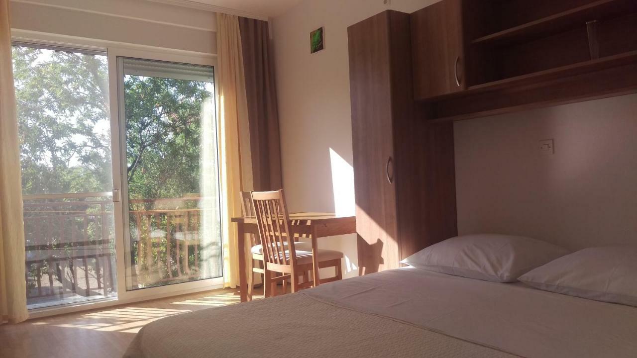 Apartamento Crancina Sveti Filip i Jakov Exterior foto
